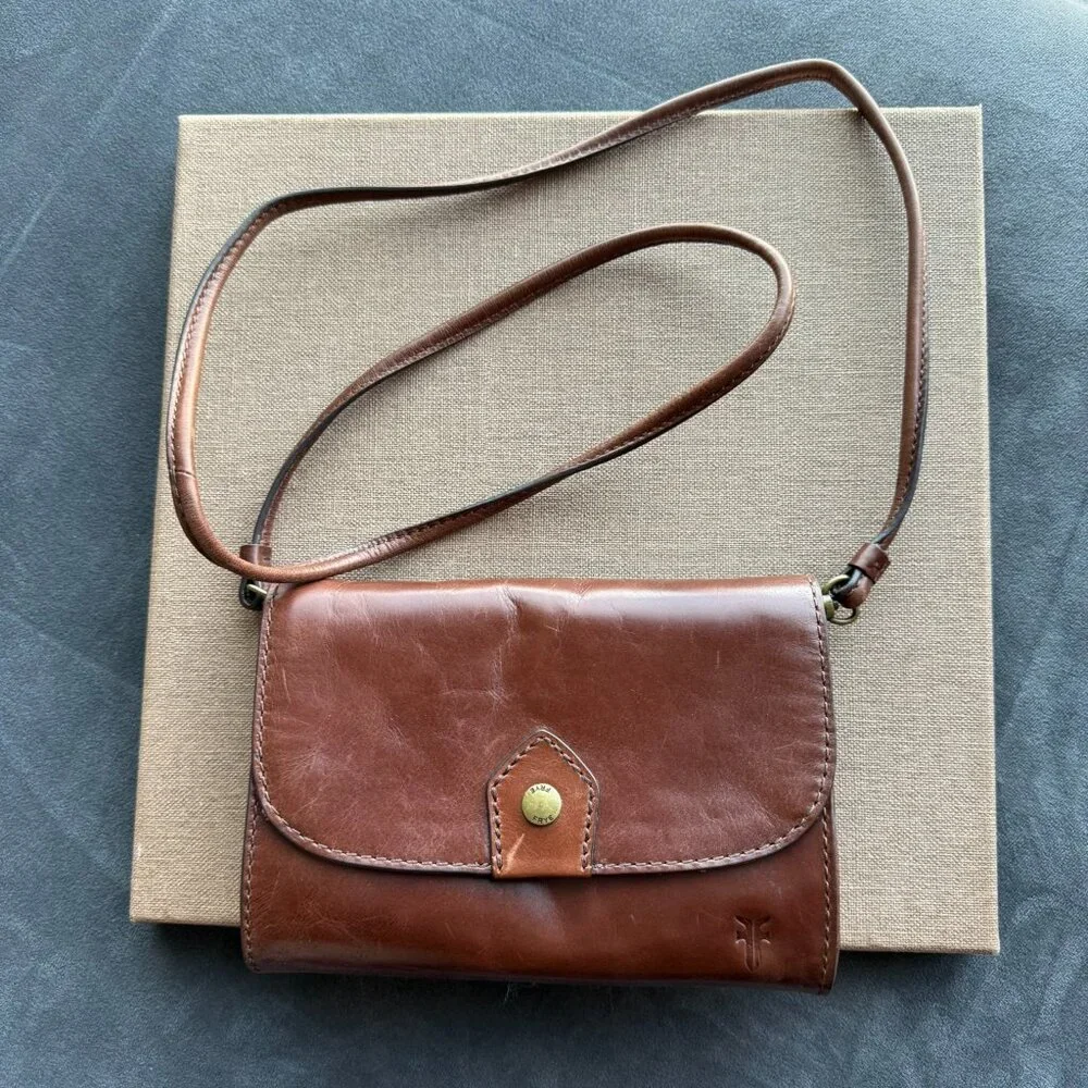 Frye Brown Leather Crossbody Bag with Removable Strap - Picture 1 of 6